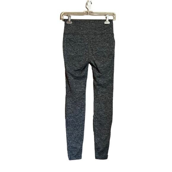 Athleta 4 pocket grey woven leggings - Picture 9 of 9
